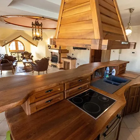 Royal Casa Apartment *