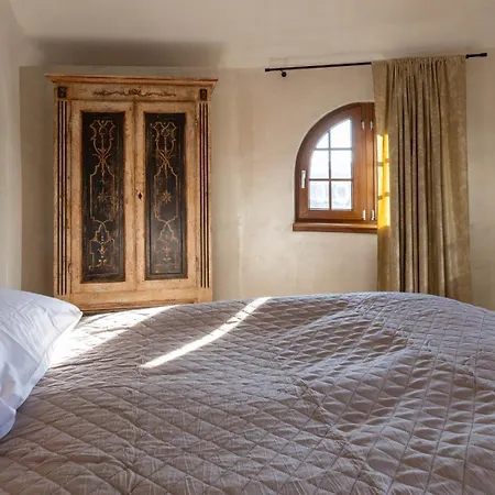 Royal Casa Apartment *